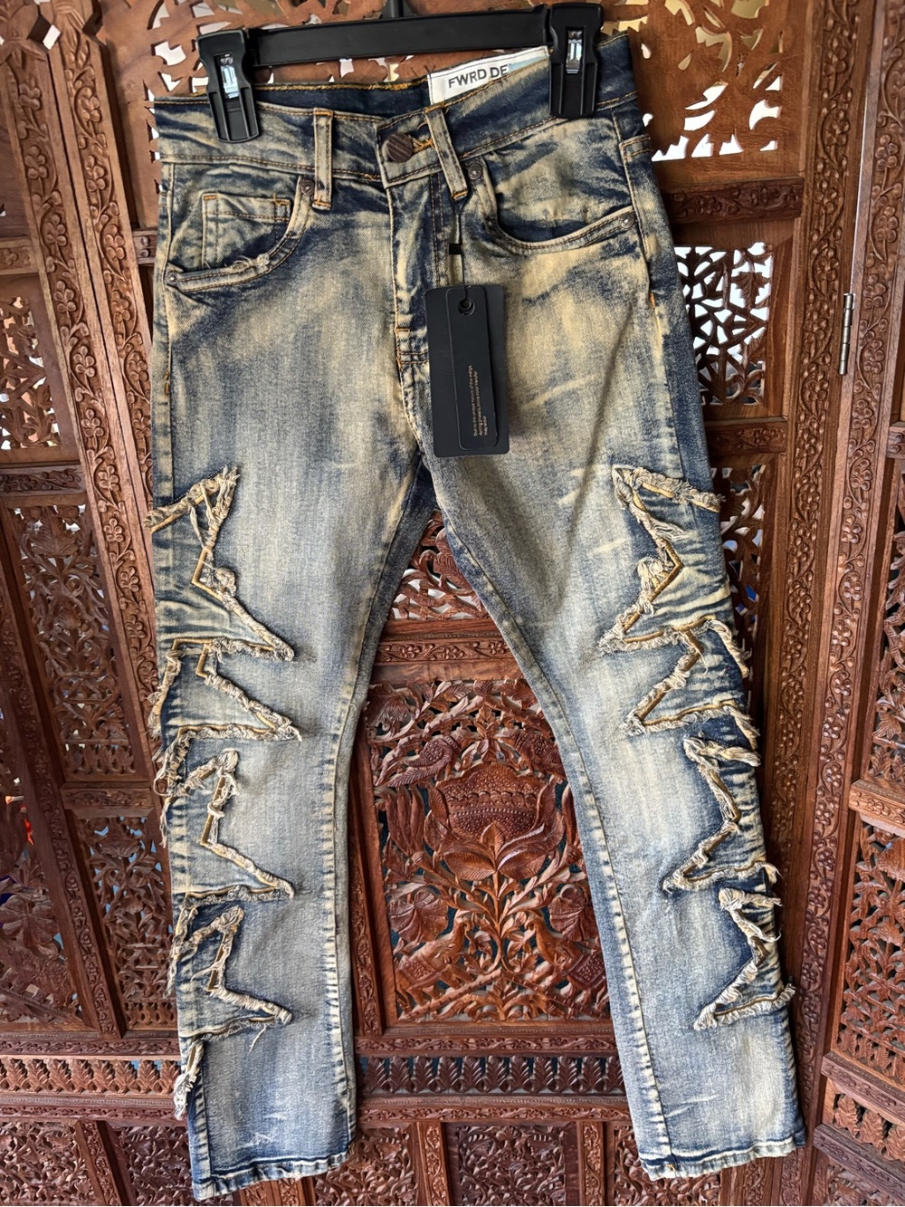 FWRD Kids Distressed Star-Detail Jeans in Washed Blue
